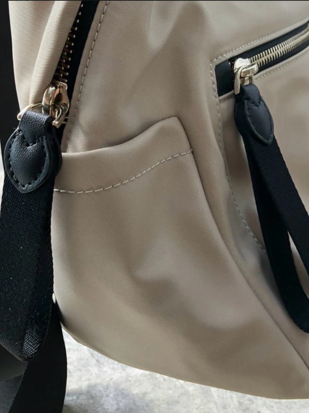 KATE SPADE | Chelsea Medium Backpack - Picture 4 of 14